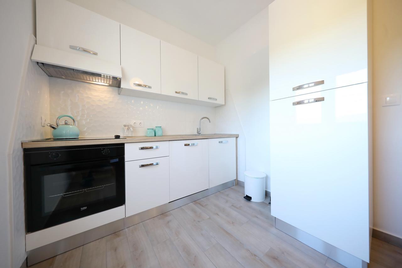 Apartments Kiara Bibinje Exterior photo